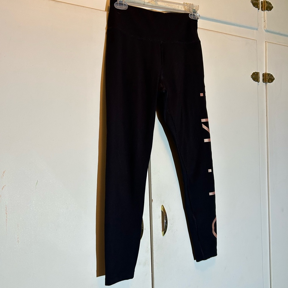 Calvin Klein Performance Stetch Workout Pants - Picture 4 of 9